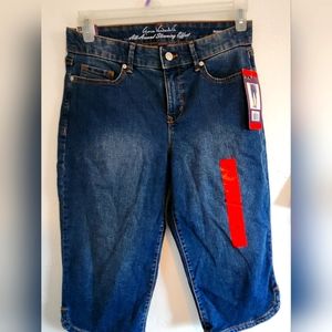 Gloria Vanderbilt all around slimming jeans size 8